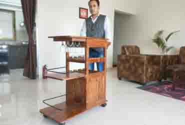 Guest House Cook, Caretakers & Housekeeping Services
